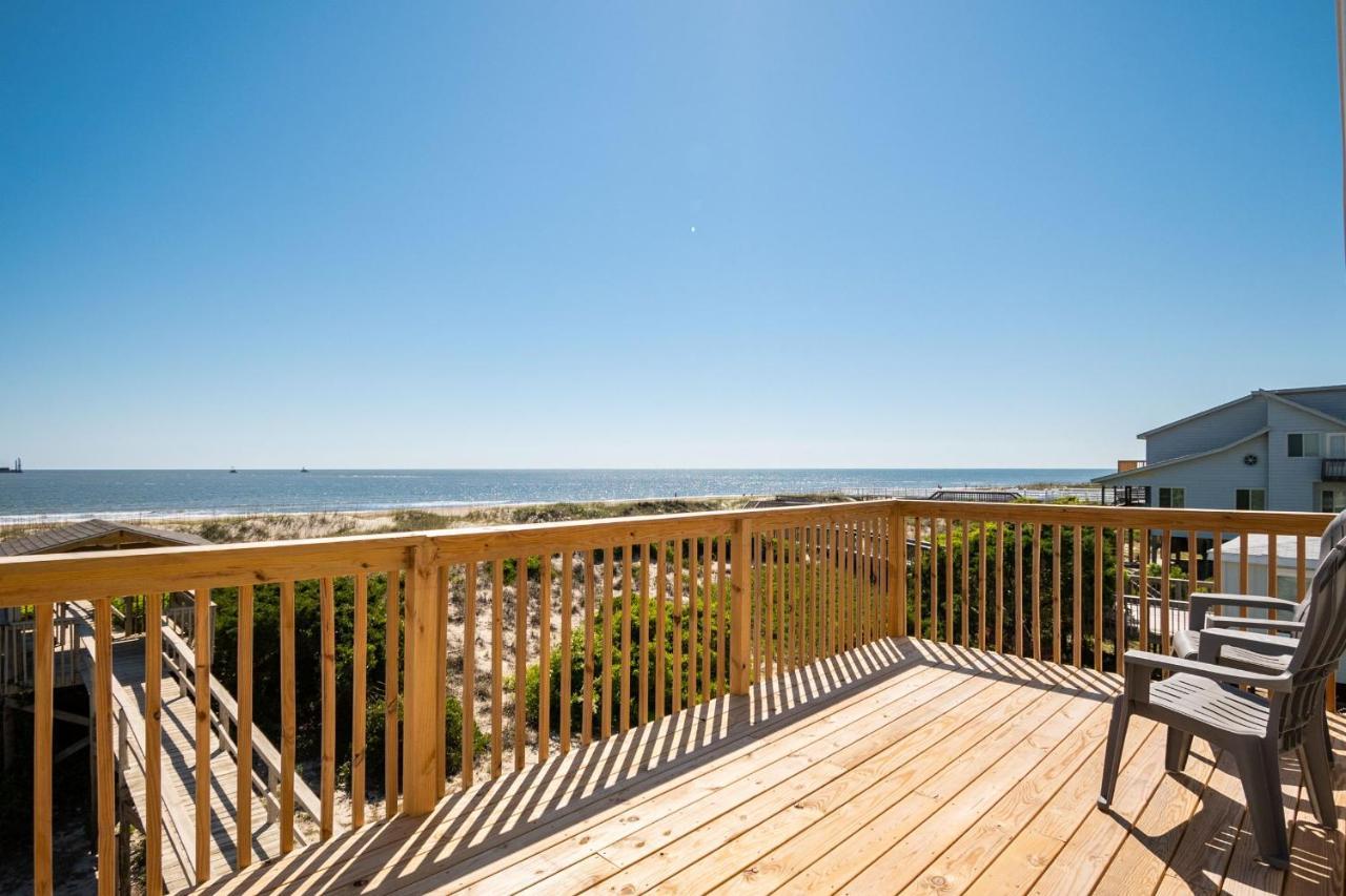 Katie Lou'S Place By Oak Island Accommodations Caswell Beach Экстерьер фото