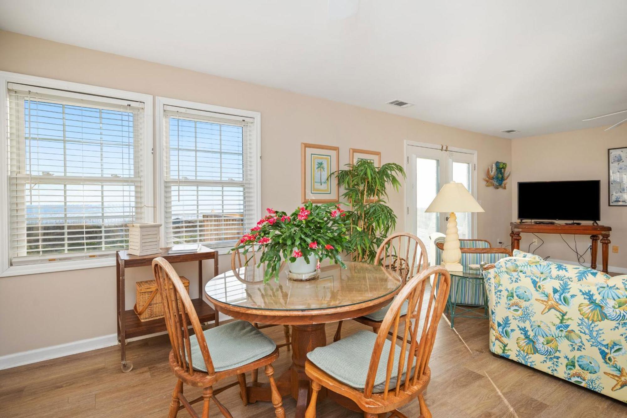 Katie Lou'S Place By Oak Island Accommodations Caswell Beach Экстерьер фото
